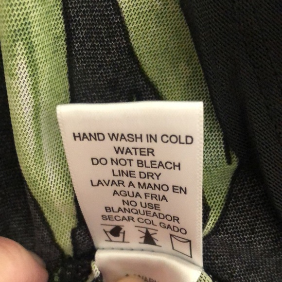 Palm Leaf Gathered Off Shoulder Top Plus 3X - Picture 6 of 8